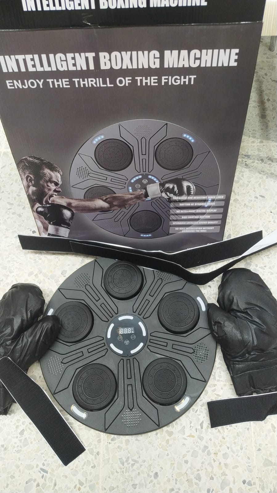 Miniatura 2 de Tablero de Boxeo con Guantes Rojos